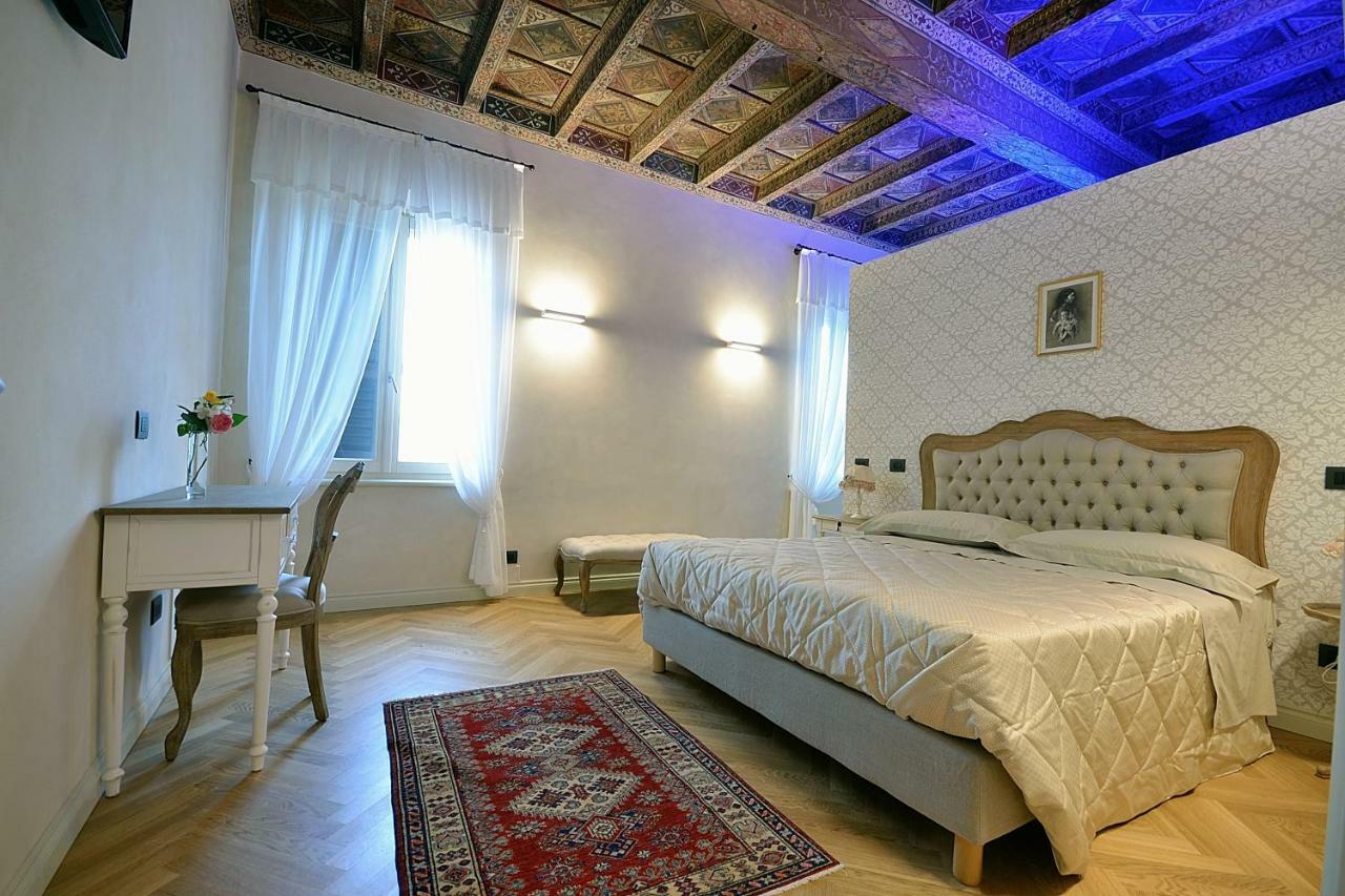 Bed and Breakfast Antica Dimora Ostiglia Exterior foto