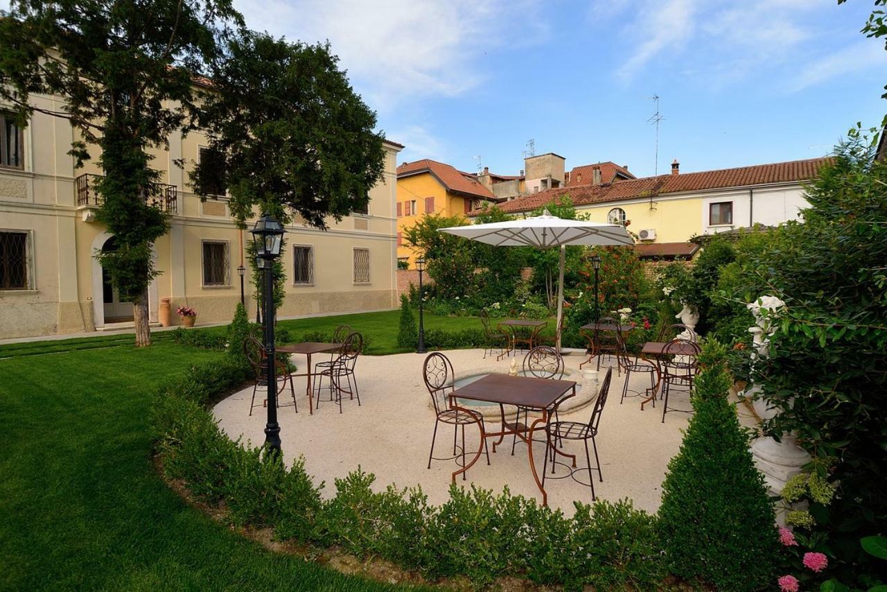 Bed and Breakfast Antica Dimora Ostiglia Exterior foto